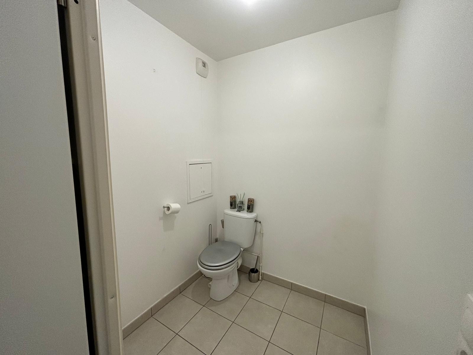 WhatsApp Image 2024-12-26 at 22.29.18 (1)